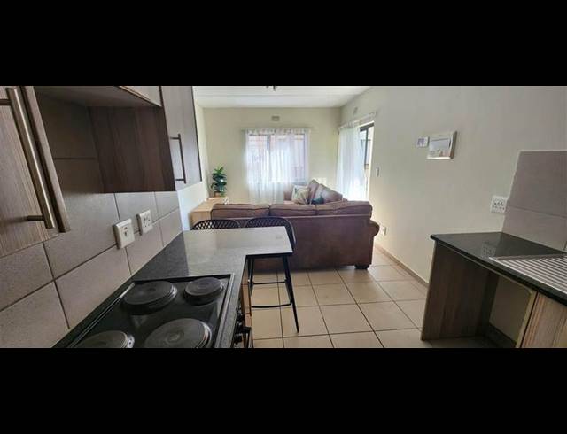 2 BEDROOM PROPERTY TO RENT IN RAVENSWOOD